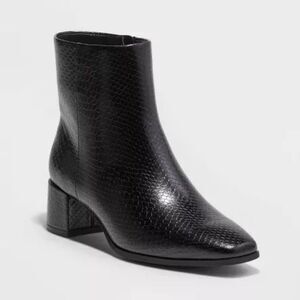 NWT ladies dress boots sz 7.5